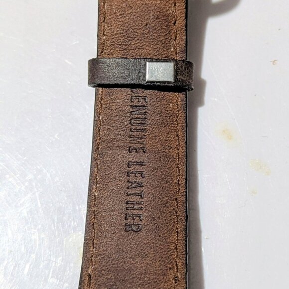 Attitude Faux Wood Quartz Watch – Working - Picture 4 of 4